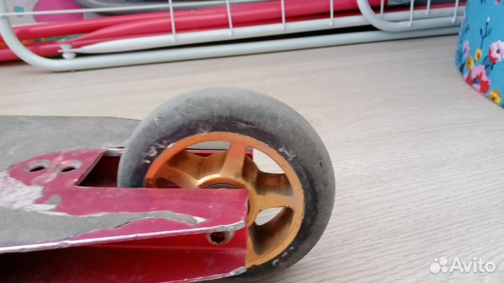 Трюковой самокат