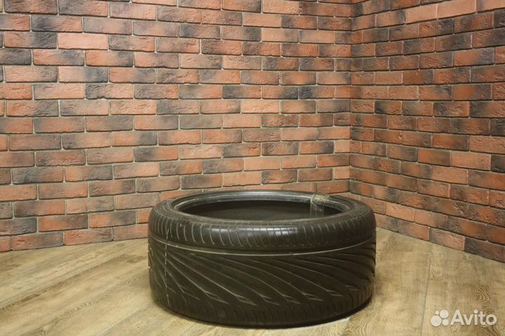 Vredestein Ultrac Sessanta 295/35 R21