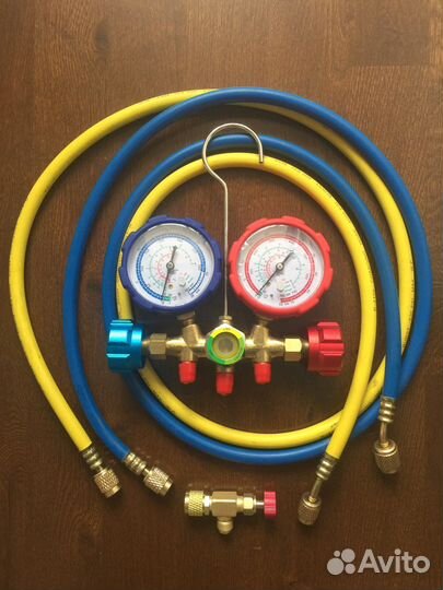 Вакуумный насос, развальцовка, манометр, шланги