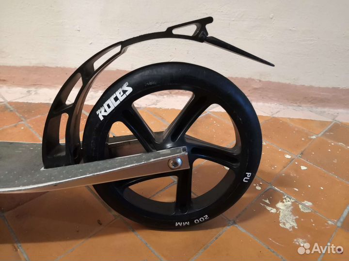 Самокат roces 200