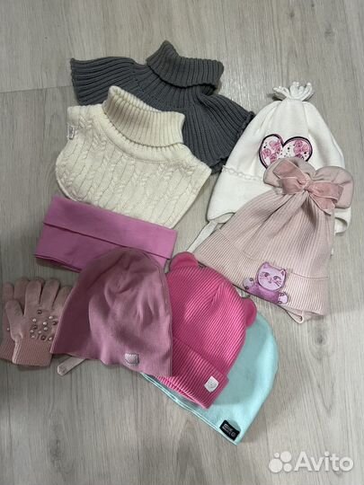 Шапки манишки