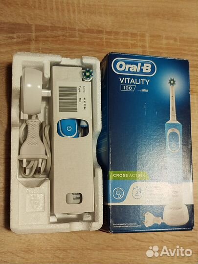 Зубная щетка Oral-B