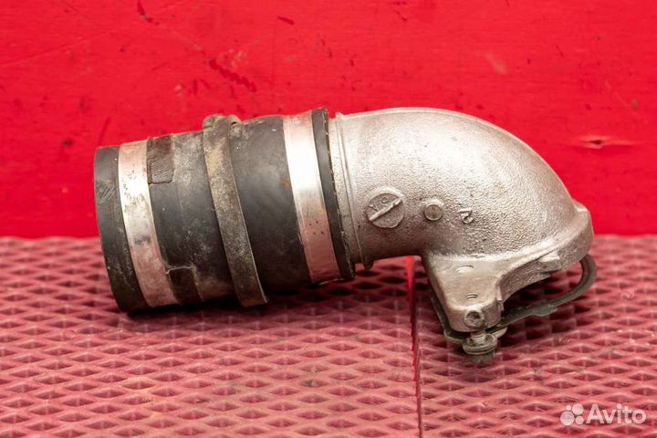 Патрубок интеркулера правый Toyota Land Cruiser