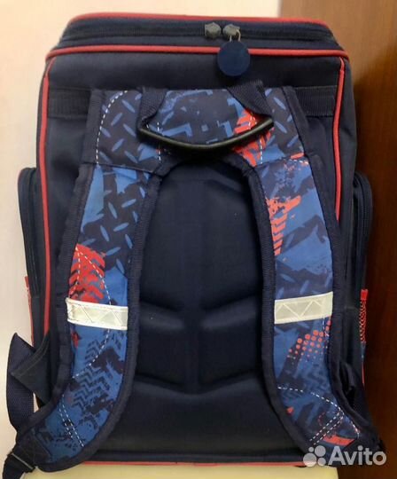 Школьный рюкзак для мальчика