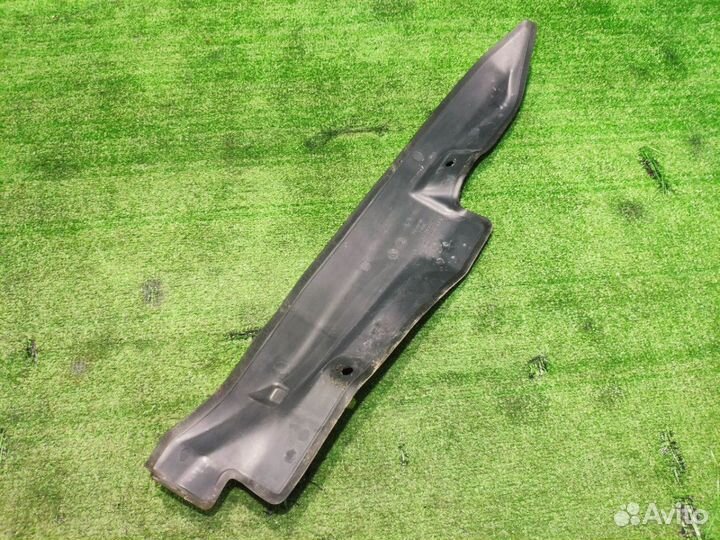 Пыльник переднего крыла Skoda Octavia A5