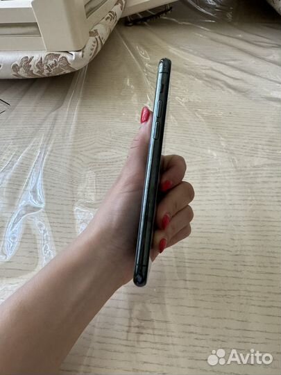 iPhone 11 Pro, 64 ГБ