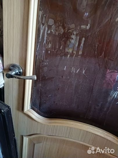 Двери межкомнатные б\у хорошее состояние