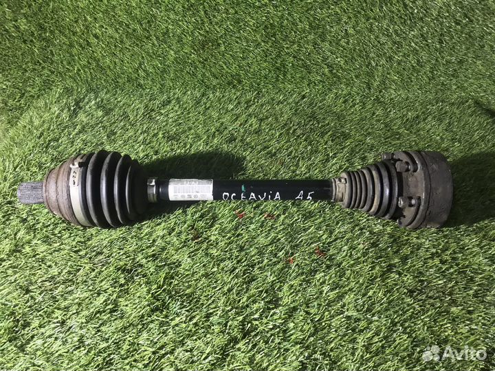 Привод левый Skoda Octavia A5