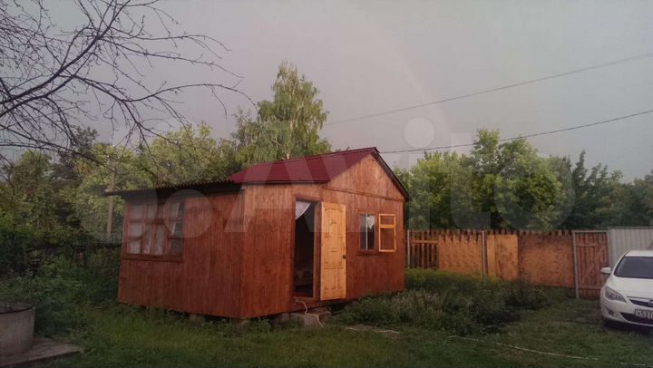 Дом 18 м² на участке 6 сот.