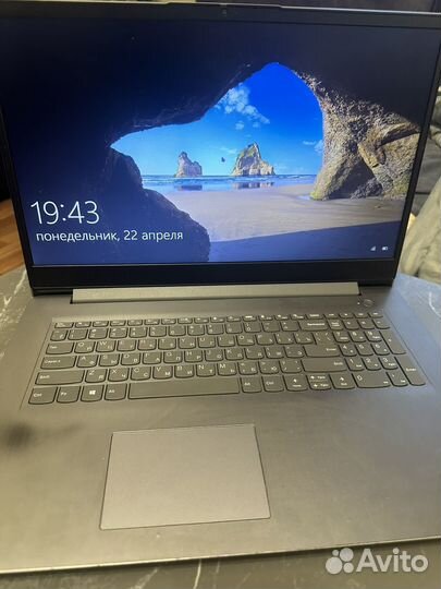 Ноутбук lenovo