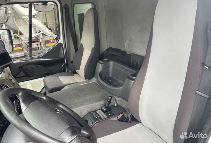 Pазбираем грузовик Renault Premium II с 2007