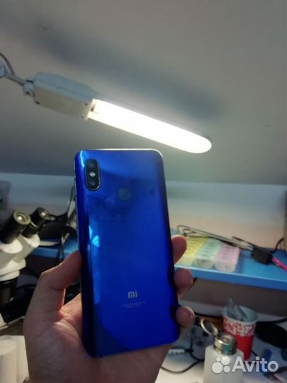 Xiaomi Mi 8, 6/64 ГБ