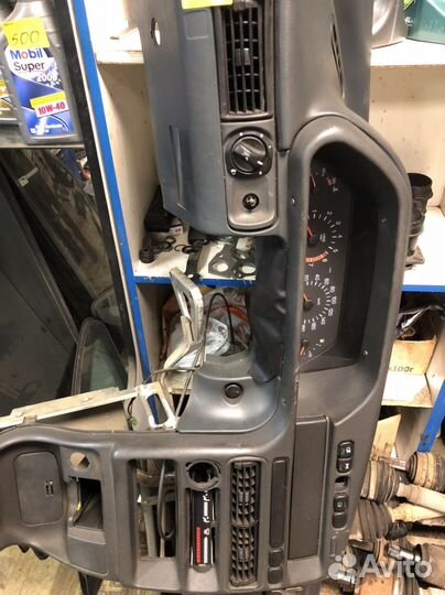 Панель торпеда ваз 2114