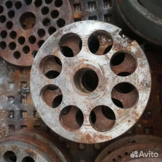 Ножи и решотки дляпроизводственной мясорубпки