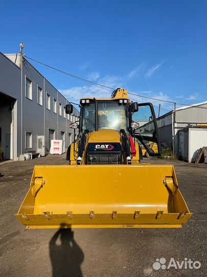 Экскаватор-погрузчик CAT 428, 2023