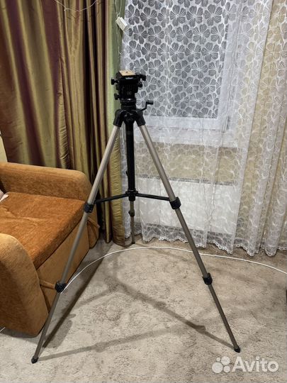 Штатив velbon cx 686