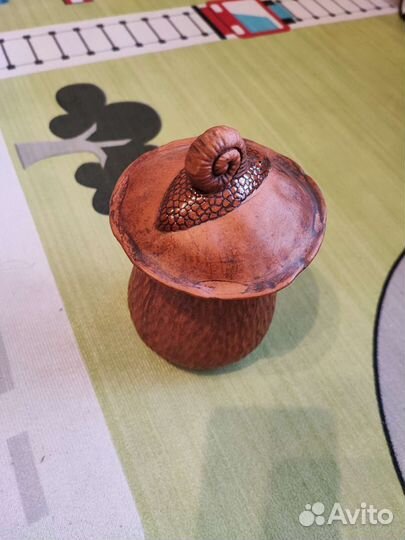 Керамический горшок с крышкой