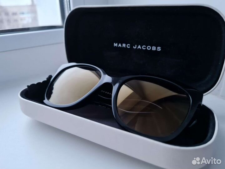 Солнцезащитные очки marc jacobs