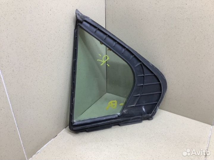 Форточка двери задней правой задняя правая Honda