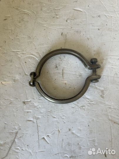 Кронштейн глушителя mercedes w213