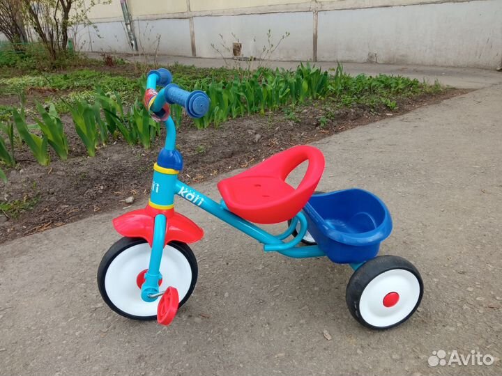 Велосипед трёхколёсный