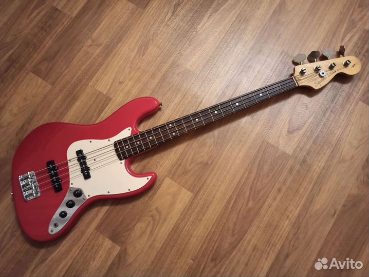 Squier Jazz Bass