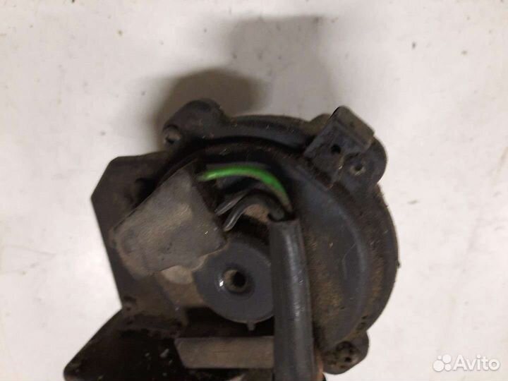 Моторчик стеклоочистителя Toyota Carina E AT190