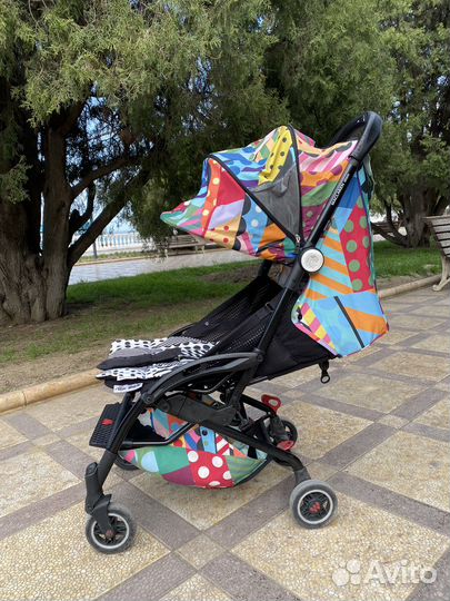 Прогулочная коляска mclaren atom