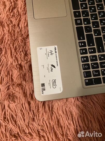 Ноутбук Asus sonicmaster