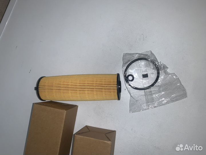 Фильтр масляный 2.0d 05L115562A 05L115562A VAG