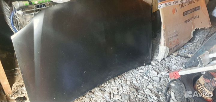 Капот на renault logan 1