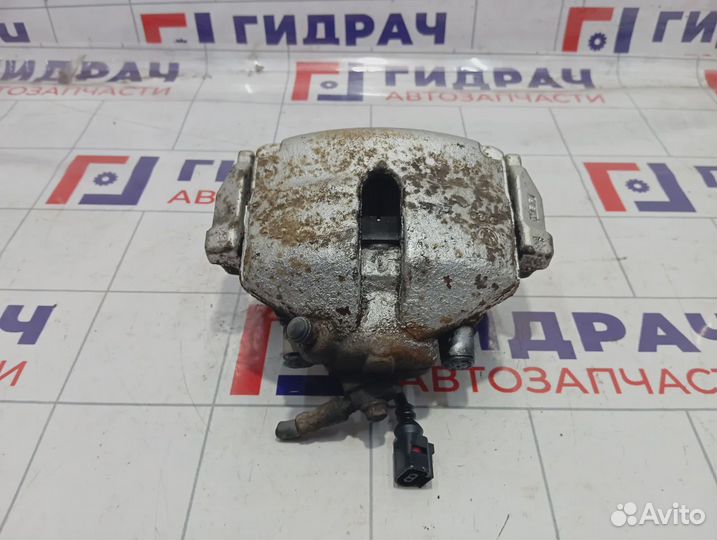 Суппорт тормозной передний левый Volkswagen Passat CC 1K0615123E