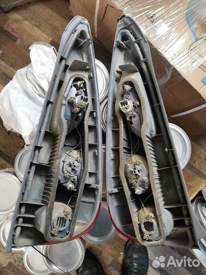 Фары задние 2шт. Тойота Функарго