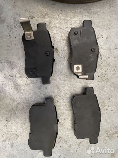 Тормозные колодки задние