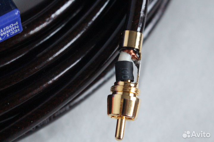 Кабель сабвуфера и кассеты аудио (Real cable TDK)