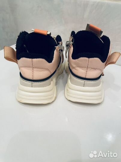 Ботинки для девочки