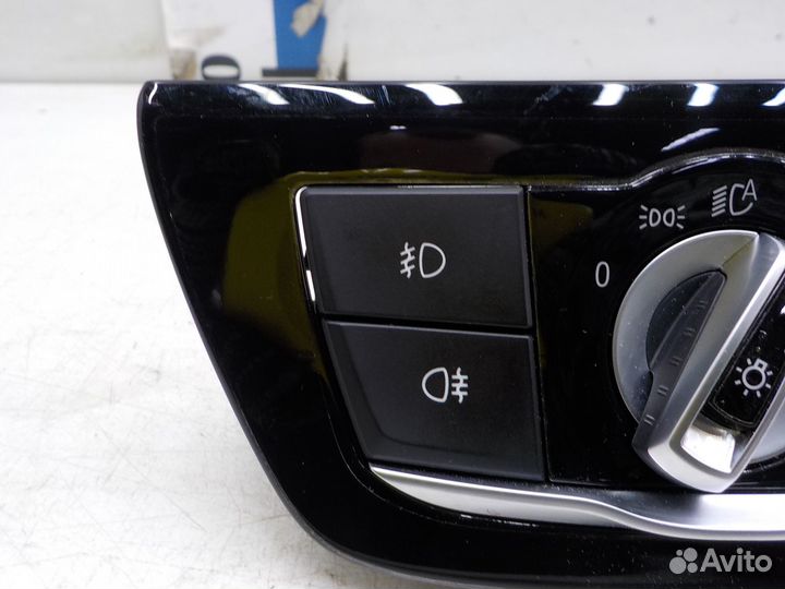 Переключатель BMW 5 G30 2017