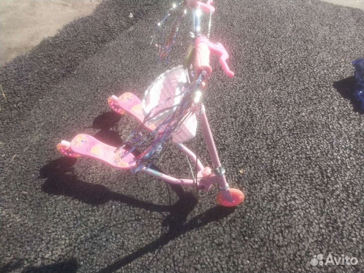 Самокат треугольный