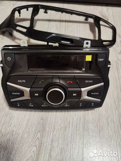 Штатная магнитола LADA vesta