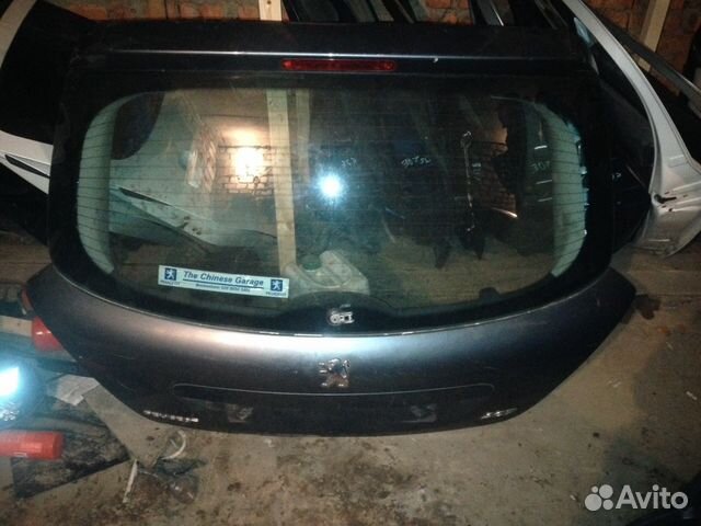 Крышка багажника Пежо 207