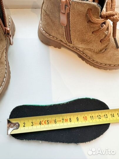 Замшевые ботинки 22