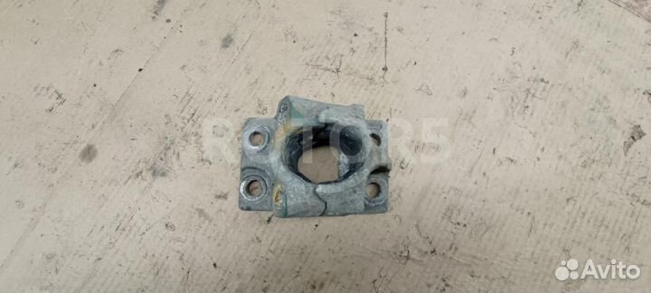 Кронштейн крепления подкрылка Volvo FH 3 2015