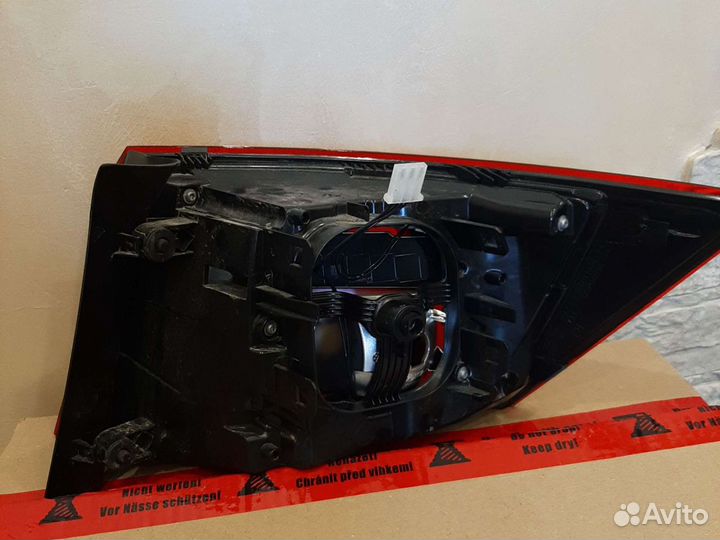 Задний левый фонарь Skoda Karok