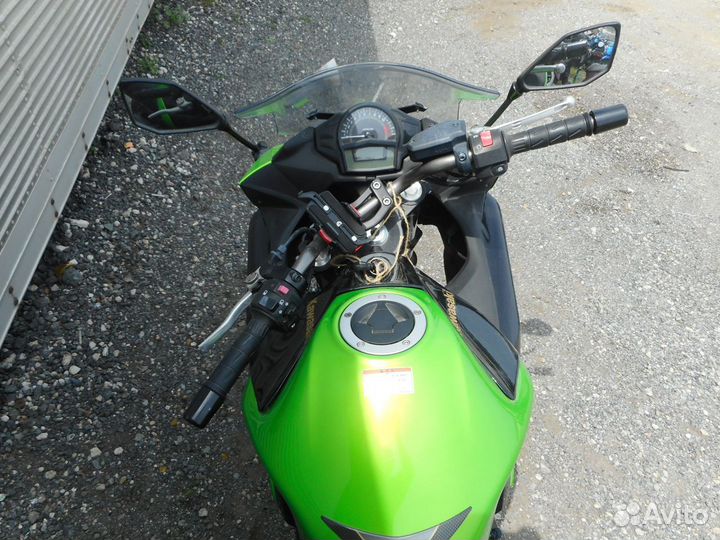 Kawasaki ninja 400R No. B10618