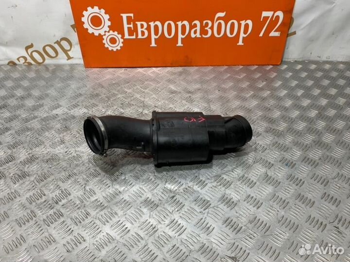 Патрубок воздухозаборника Bmw 5-Series F10