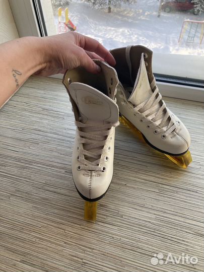 Коньки фигурные детские 31 размер