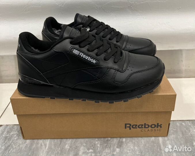 Новые Кроссовки Reebok classic кожа / мех / зима