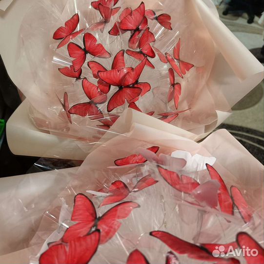 Букет из бабочек на 1 сентября