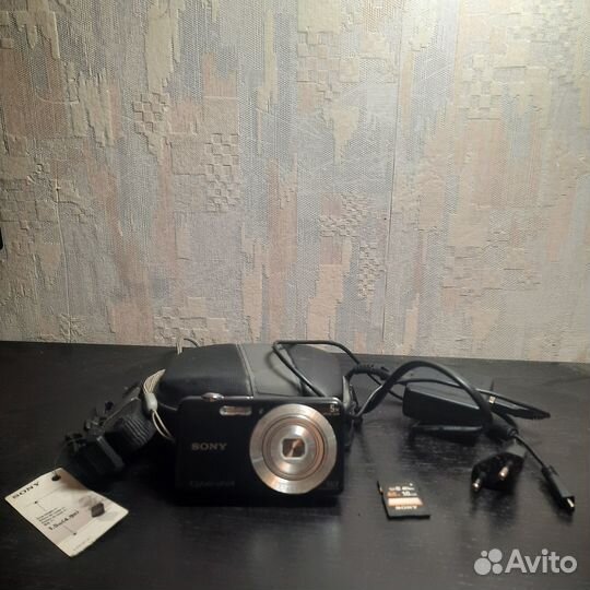 Фотоаппарат мыльница Sony Cyber-shot DSC-W710