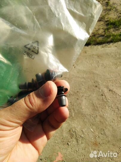 Заглушки и крепления на Шкоду Октавию и Фабию